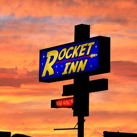 Rocket Inn تروث أور كونسكيونسيس المظهر الخارجي الصورة